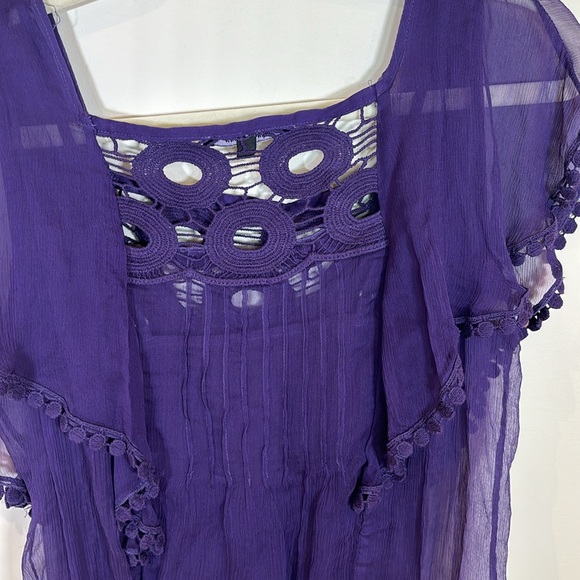 S 100% SILK top - Picture 6 of 6